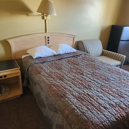 Hardisty Motel Εξωτερικό φωτογραφία